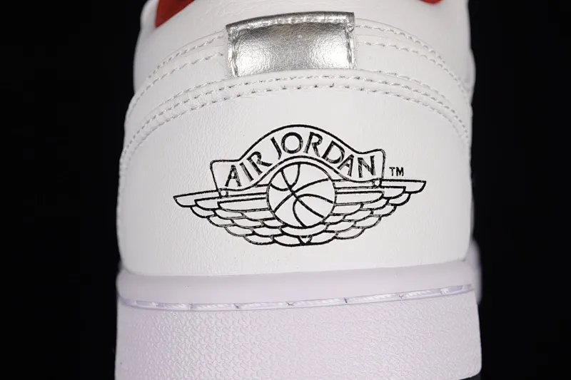 All categories Air Jordan Jordan series basketball shoes Air Jordan 1 Low Z version Air Jordan 1 Low AJ1 Joe 1 all white low-top cultural basketball shoes 553560-164